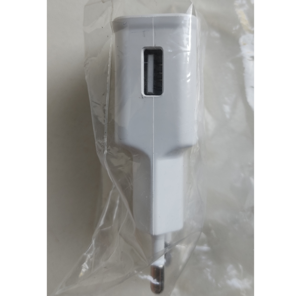 Carregador de viagem USB 9V/1.67A ou 5V/2.1A Branco - 3